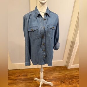 Kut from the Kloth Light Blue Denim Shirt with Gold Buttons